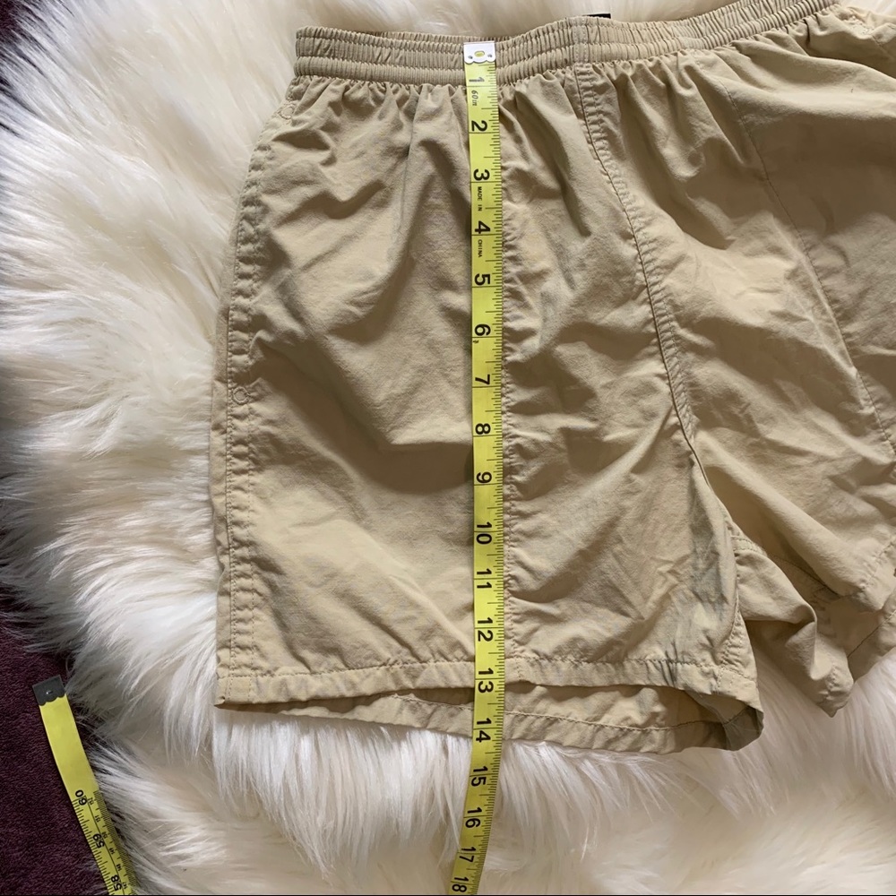 Patagonia Baggies in Khaki Sz Xs Like New - Picture 7 of 7
